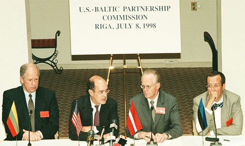 TT2.JPG (49997 BYTES)