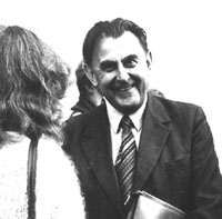 EIHVALDS.JPG (14245 BYTES)