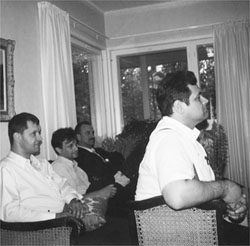 E1.JPG (20559 BYTES)