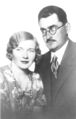 182.JPG (27401 BYTES)