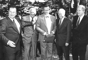 V1.JPG (31642 BYTES)