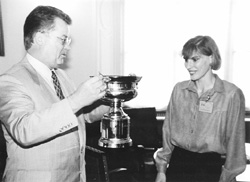 U1.JPG (20068 BYTES)