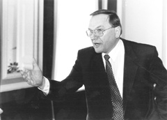 CEPANIS1.JPG (14602 BYTES)