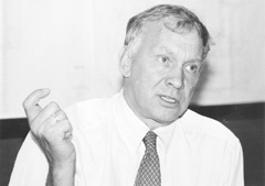 V3.JPG (12786 BYTES)