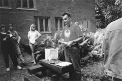 8C.JPG (23874 BYTES)