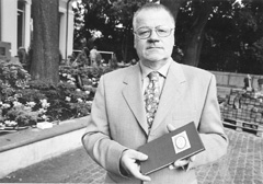 V2.JPG (24948 BYTES)