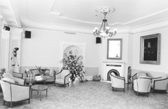 VE2.JPG (17143 BYTES)