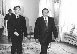 BS.JPG (15652 BYTES)