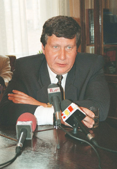 STKAST~1.JPG (39256 BYTES)