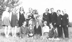 KI1.JPG (16194 BYTES)