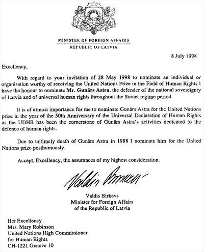 DOK2.JPG (54008 BYTES)