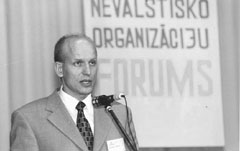 KK1.JPG (10195 BYTES)