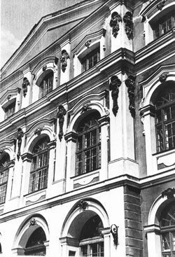 JELGAV~1.JPG (46650 BYTES)