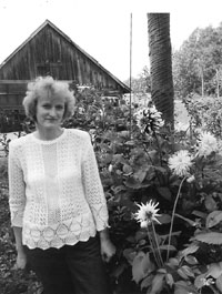 F4.JPG (22928 BYTES)