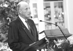 M1.JPG (16055 BYTES)