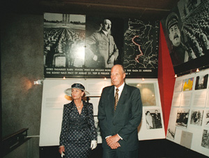 N94.JPG (42052 BYTES)