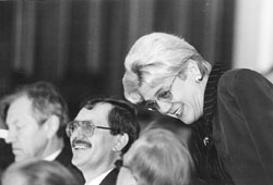 S2.JPG (12502 BYTES)