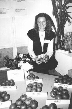 V21.JPG (43722 BYTES)