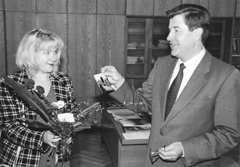 V1.JPG (22138 BYTES)