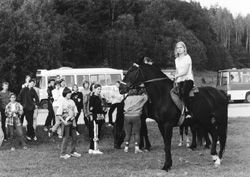 G6.JPG (26738 BYTES)