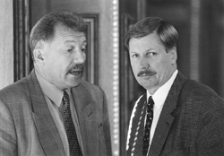 S1.JPG (19585 BYTES)