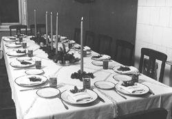 K14.JPG (21147 BYTES)