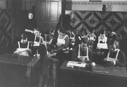 K17.JPG (20115 BYTES)