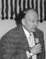 V1.JPG (14070 BYTES)