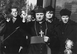 RO7.JPG (20443 BYTES)