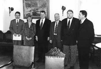 TB.JPG (30225 BYTES)