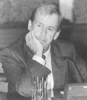 HAVELS.JPG (16104 BYTES)