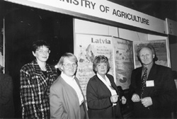 T1.JPG (21880 BYTES)