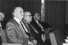 ZIN1.JPG (17466 BYTES)