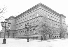 MAJPG.JPG (20960 BYTES)