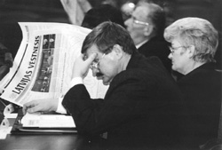 S10.JPG (18459 BYTES)