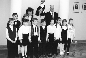 B1.JPG (29855 BYTES)