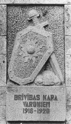 K7.JPG (49467 BYTES)