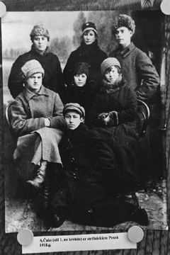 C2.JPG (37483 BYTES)