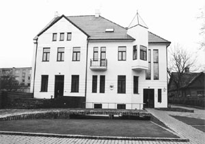 VE2.JPG (20648 BYTES)