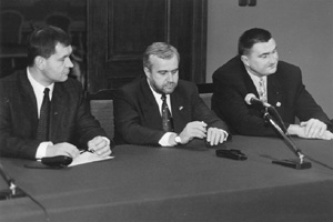 KK13.JPG (20027 BYTES)