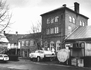 MORI3.JPG (34699 BYTES)