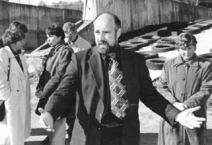 P4.JPG (25040 BYTES)