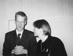 RE10.JPG (16119 BYTES)