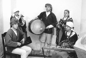 S2.JPG (28693 BYTES)