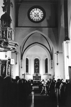 B1.JPG (34054 BYTES)