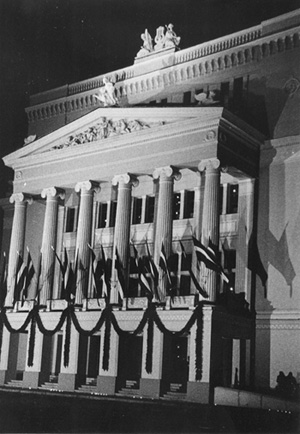 O13.JPG (55125 BYTES)