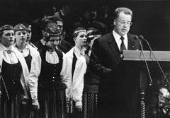 O3.JPG (20430 BYTES)