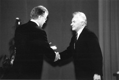 39.JPG (11899 BYTES)