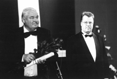 43.JPG (14158 BYTES)