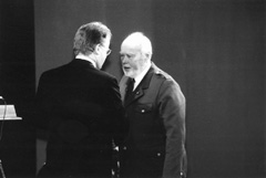 48.JPG (11189 BYTES)